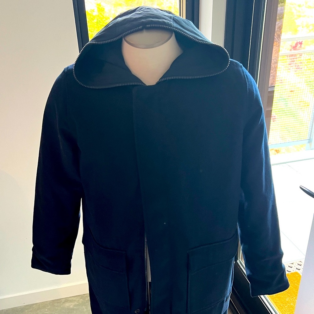 Izzue reversible middle length coat